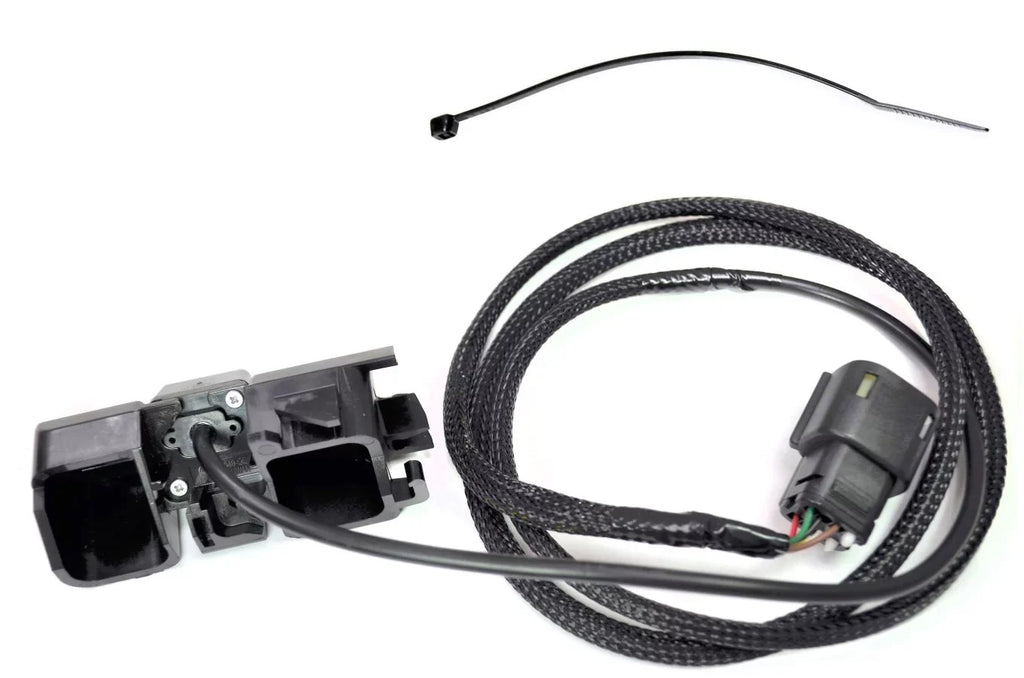 PT Auto Warehouse BUCGM-PAC560 - Park Assist Back Up Camera - without EZ Lift Fits select: 2016-2018 CHEVROLET SizeILVERADO, 2016-2018 GMC SizeIERRA