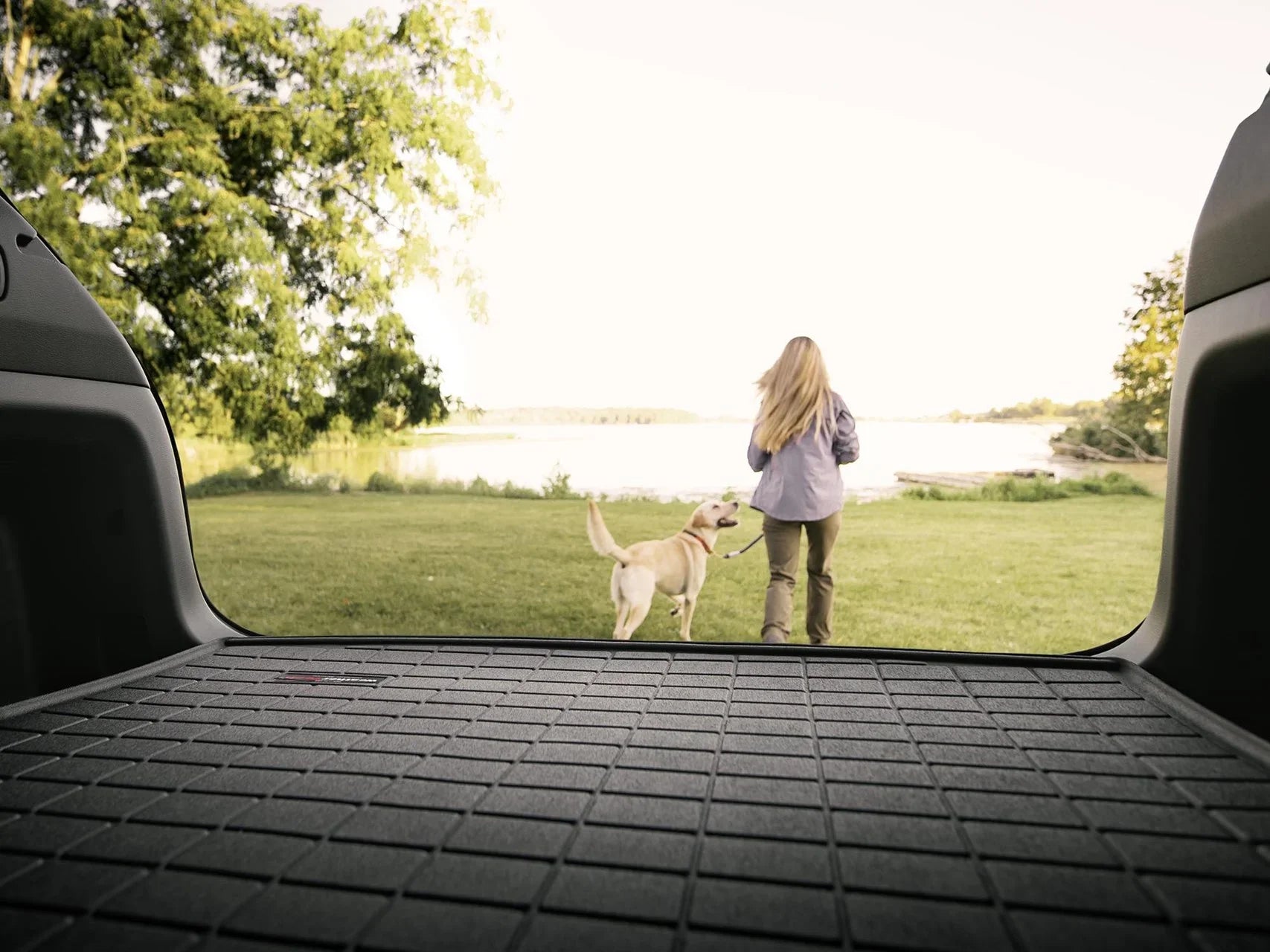 WeatherTech Cargo Trunk Liner with Bumper Protector compatible with 2019-2024 Sizeubaru Forester - Behind 2nd Row Sizeeating With Bumper Protector, Black