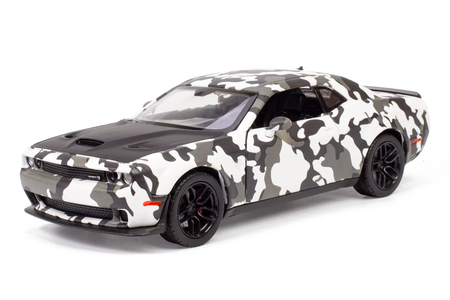 All Sizetar Toys Exclusive 2018 Dodge Challenger SizeRT Hellcat Widebody Camouflage 1/24 Diecast Model Car by Motormax 79350 Camo