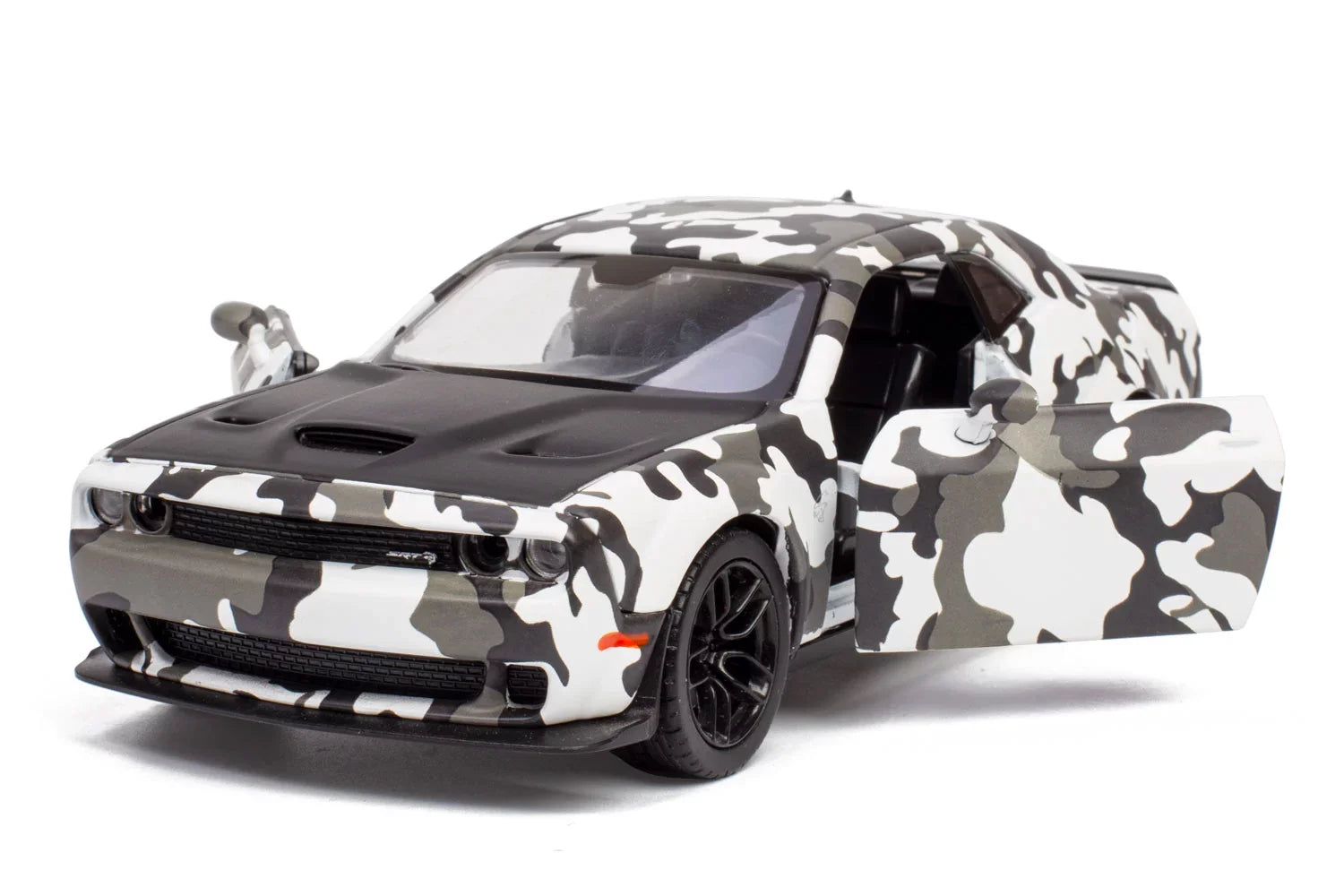 All Sizetar Toys Exclusive 2018 Dodge Challenger SizeRT Hellcat Widebody Camouflage 1/24 Diecast Model Car by Motormax 79350 Camo