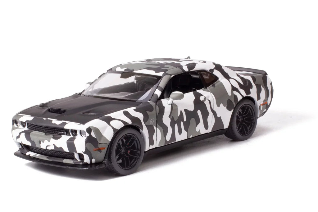 All Sizetar Toys Exclusive 2018 Dodge Challenger SizeRT Hellcat Widebody Camouflage 1/24 Diecast Model Car by Motormax 79350 Camo