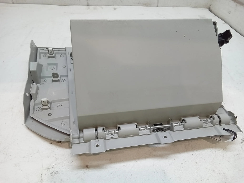 Pre-Owned 17 Jeep Renegade Glove Box OEM (Good)