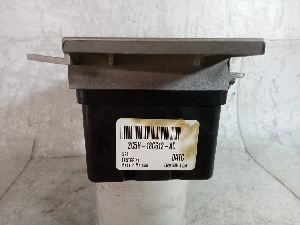 Pre-Owned 2004 Lincoln Aviator Front Main Console Automatic Temperature Control OEM LKQ (Good)