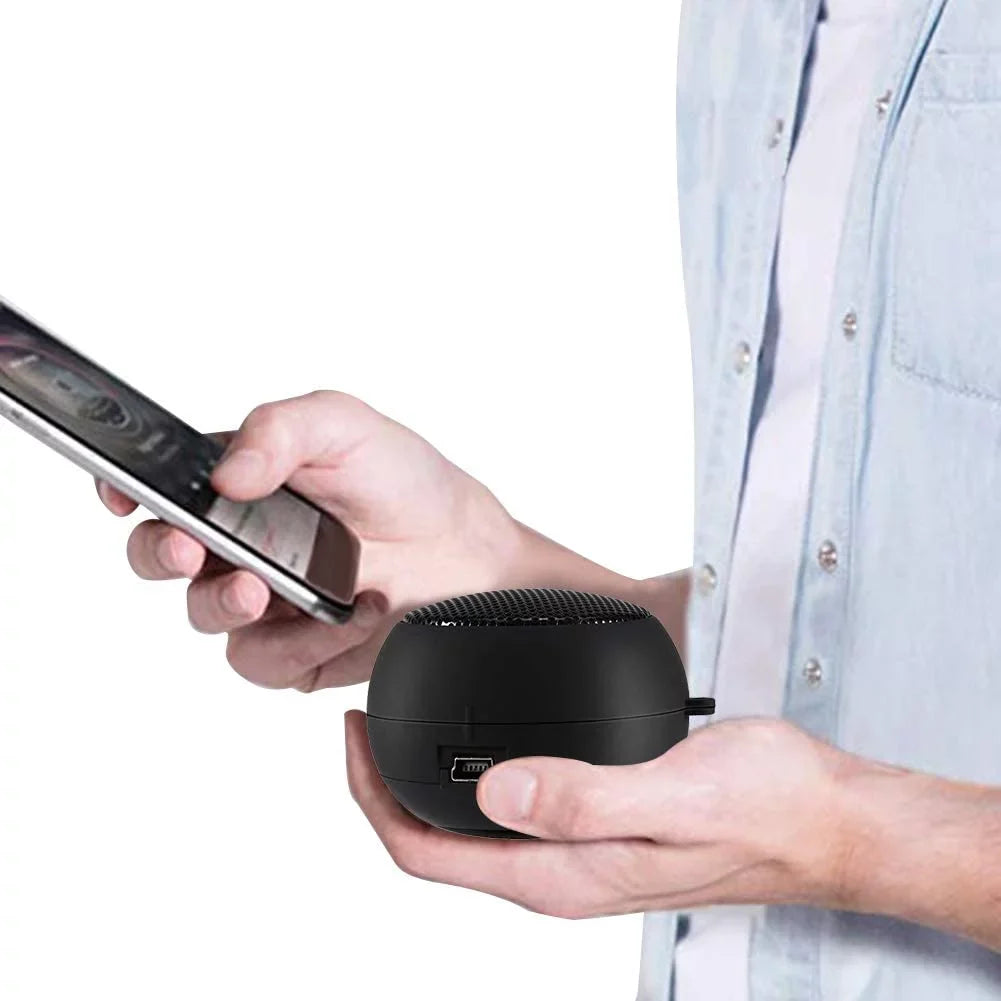 Portable Sizepeaker, Mini USizeB Sizepeaker with 3.5mm Jack on Bottom for Mobilephone PC Laptop MP3(Black)