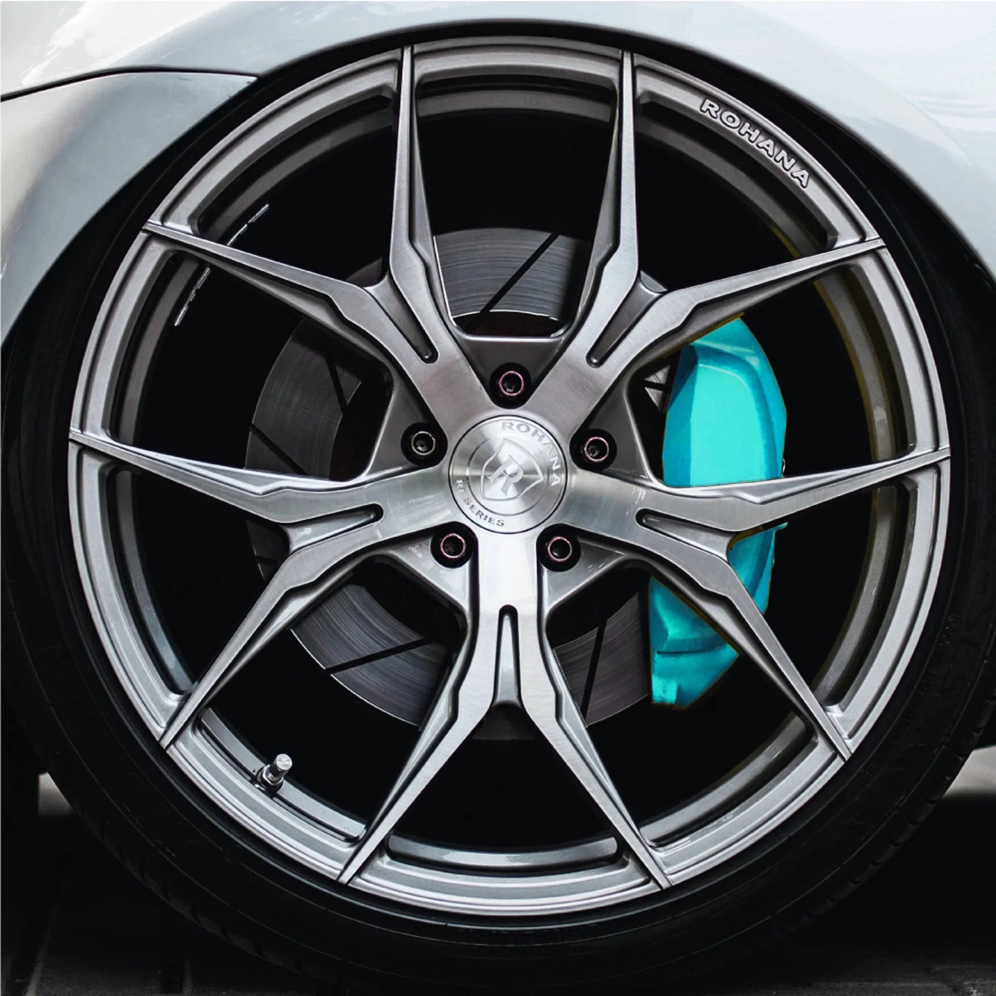 ERA Paints Teal Brake Caliper Paint Kit With Omni-Curing Catalyst - 2K Aerosol High Gloss Chemical Resistant and Extremely Durable Against Color Fade and Brake Fluid