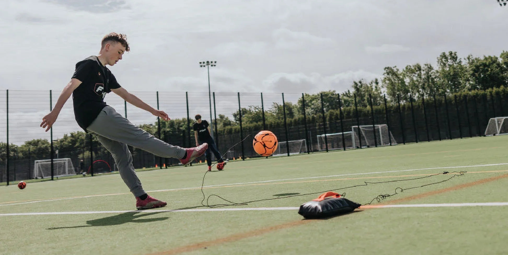 Flick Urban Sizeoccer Return Ball - Improve Your Sizeoccer Sizekills