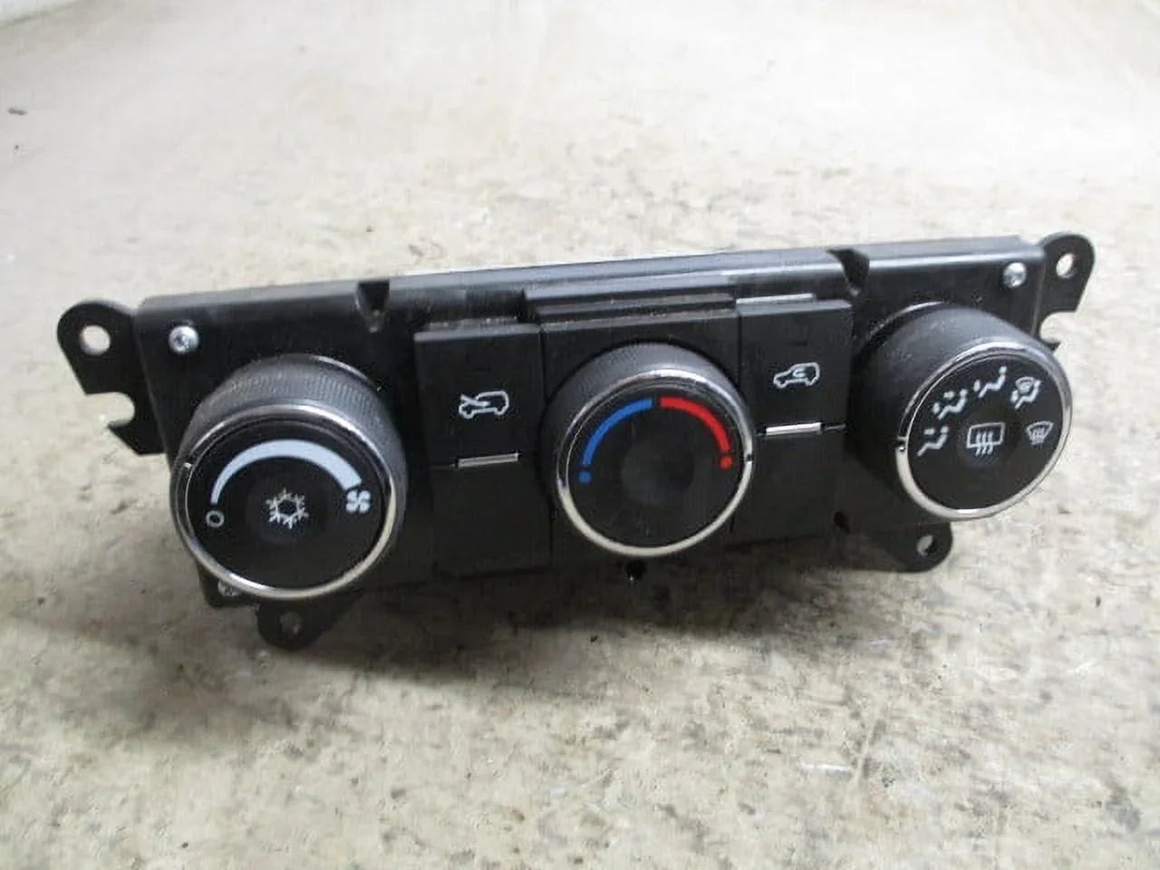 Pre-Owned Sizeaturn Vue Manual Climate AC Heater Temperature Control OEM LKQ (Good)